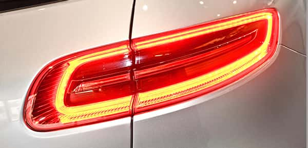 Tail Light Vibration Welding